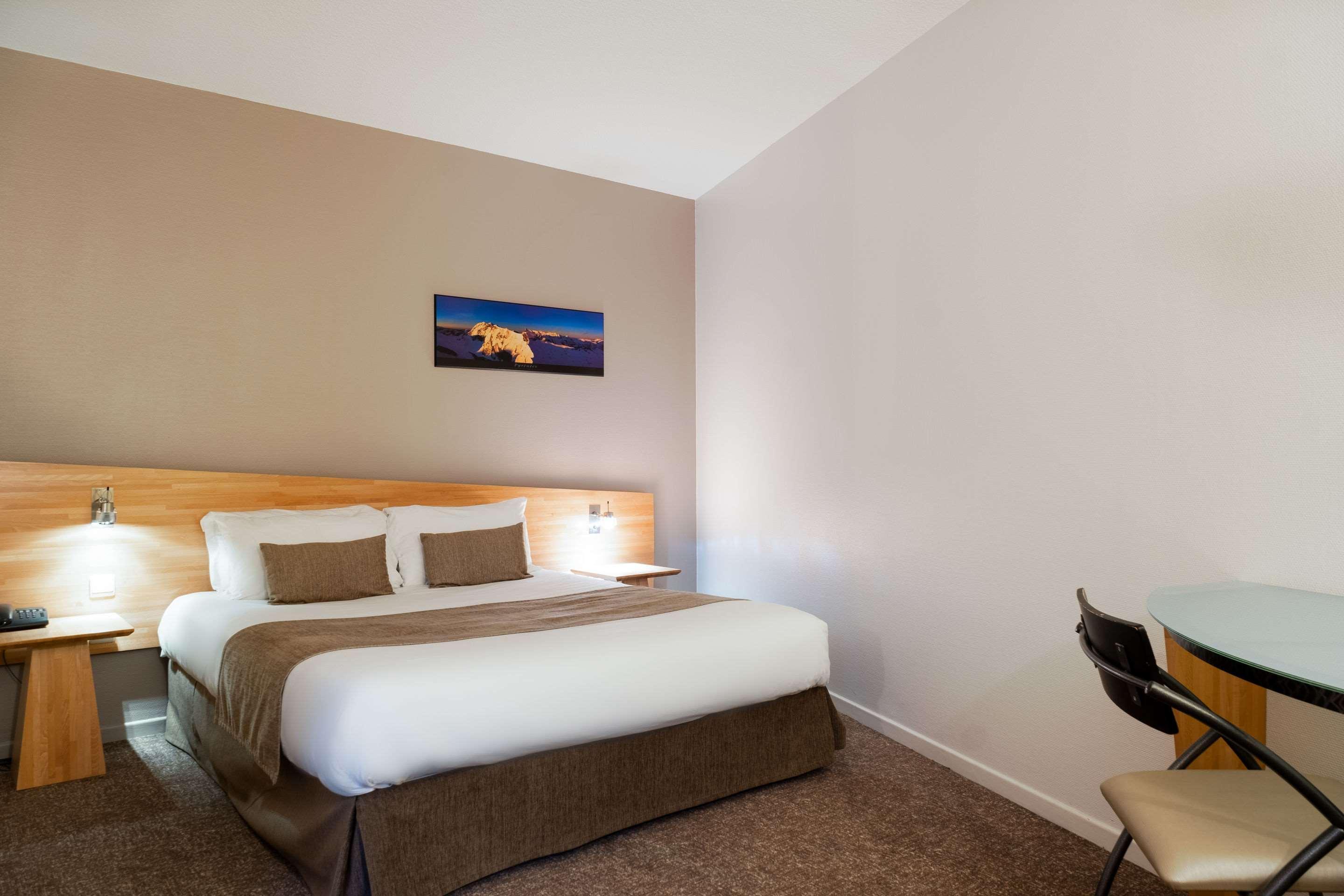 Quality Hotel Pau Centre Bosquet Екстер'єр фото