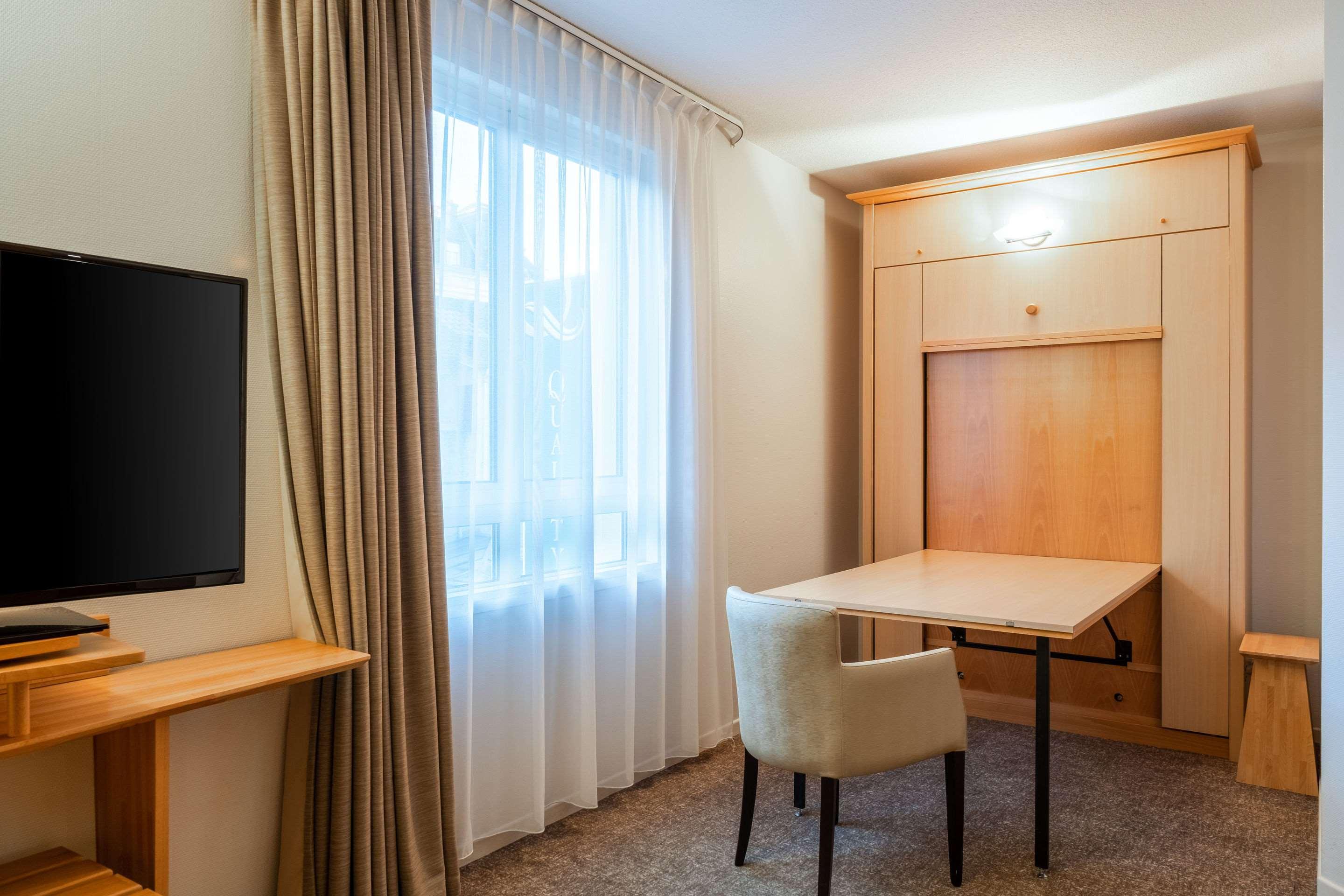 Quality Hotel Pau Centre Bosquet Екстер'єр фото
