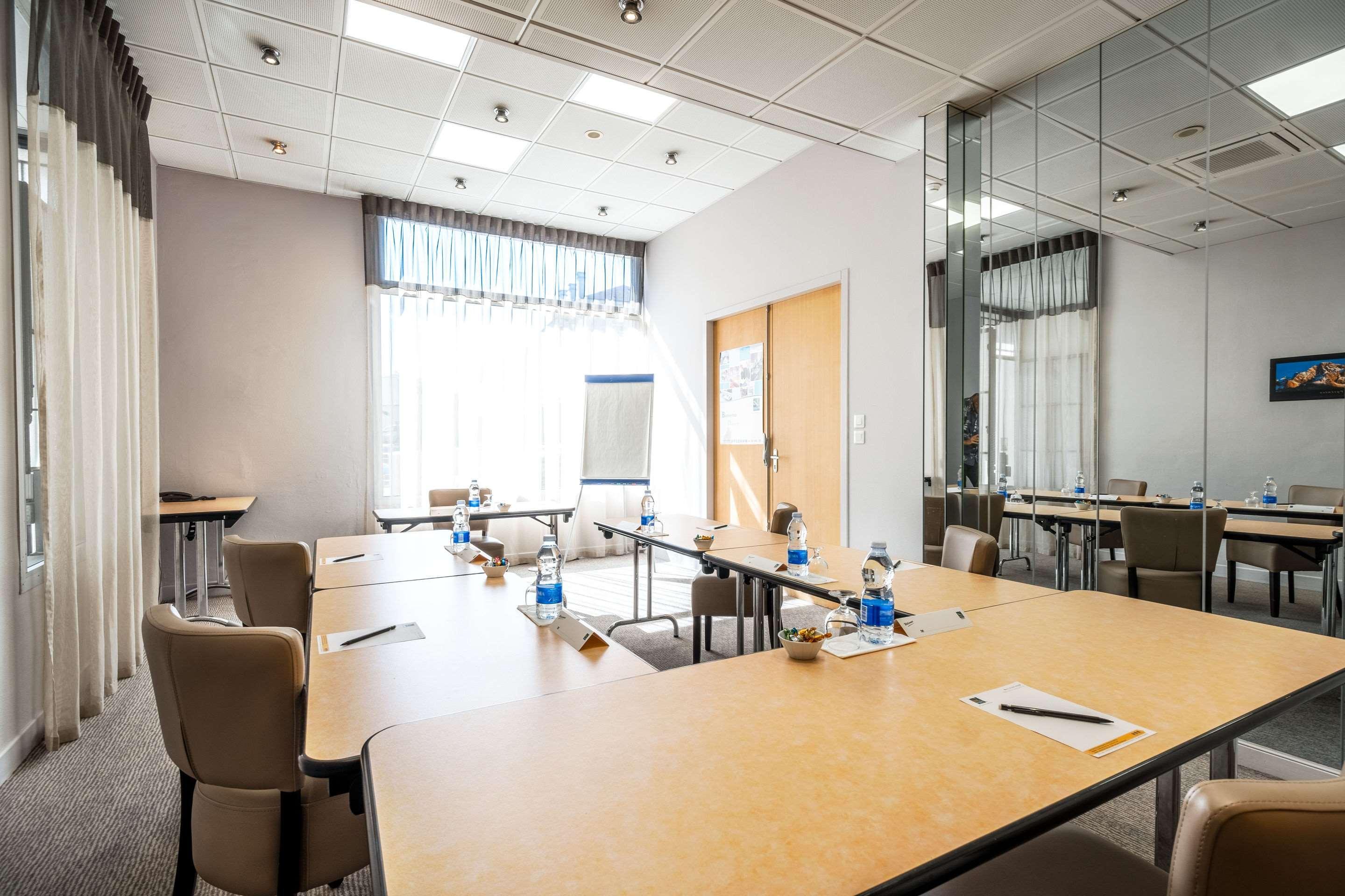 Quality Hotel Pau Centre Bosquet Екстер'єр фото