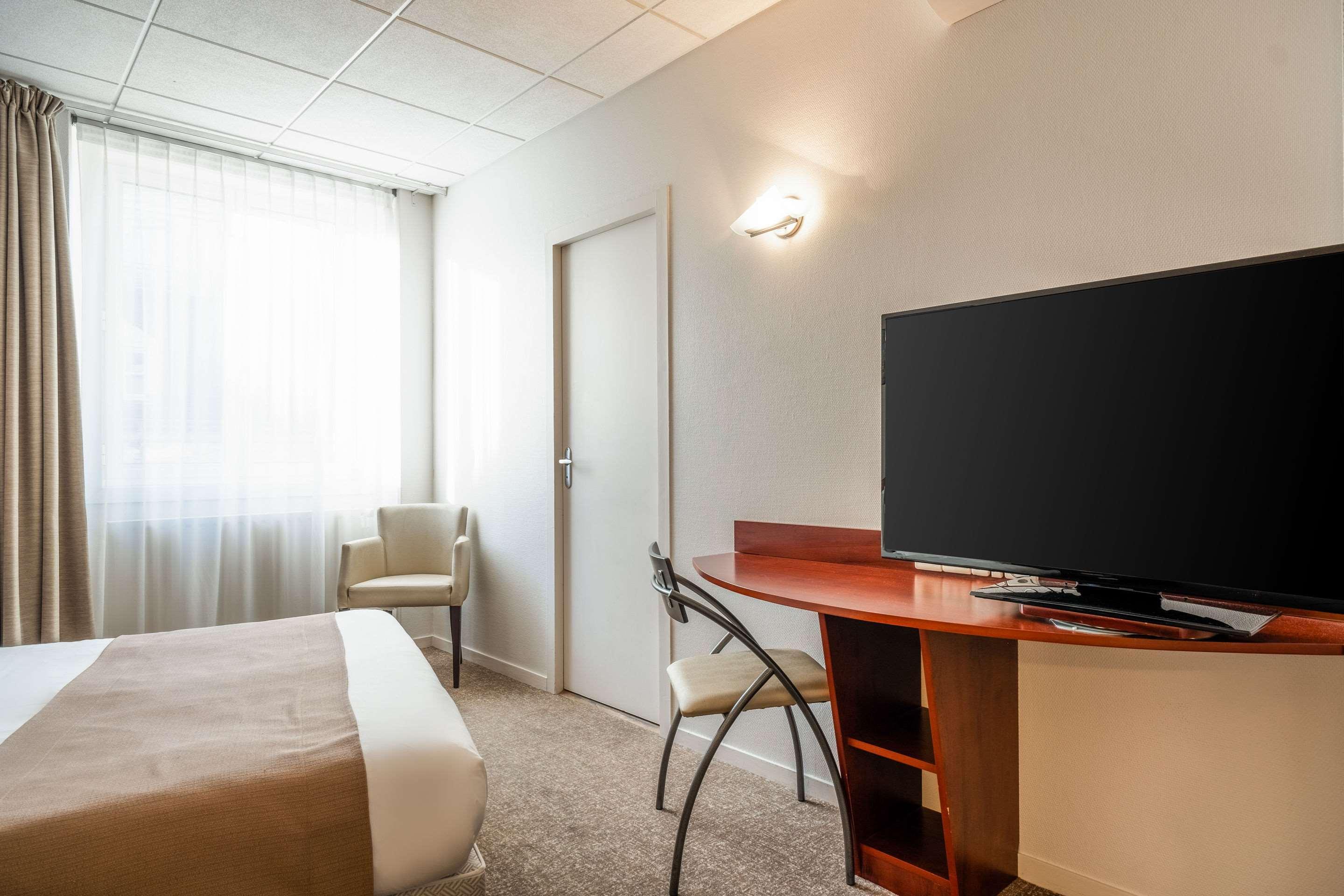 Quality Hotel Pau Centre Bosquet Екстер'єр фото