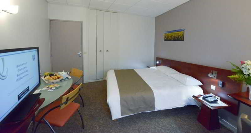 Quality Hotel Pau Centre Bosquet Екстер'єр фото
